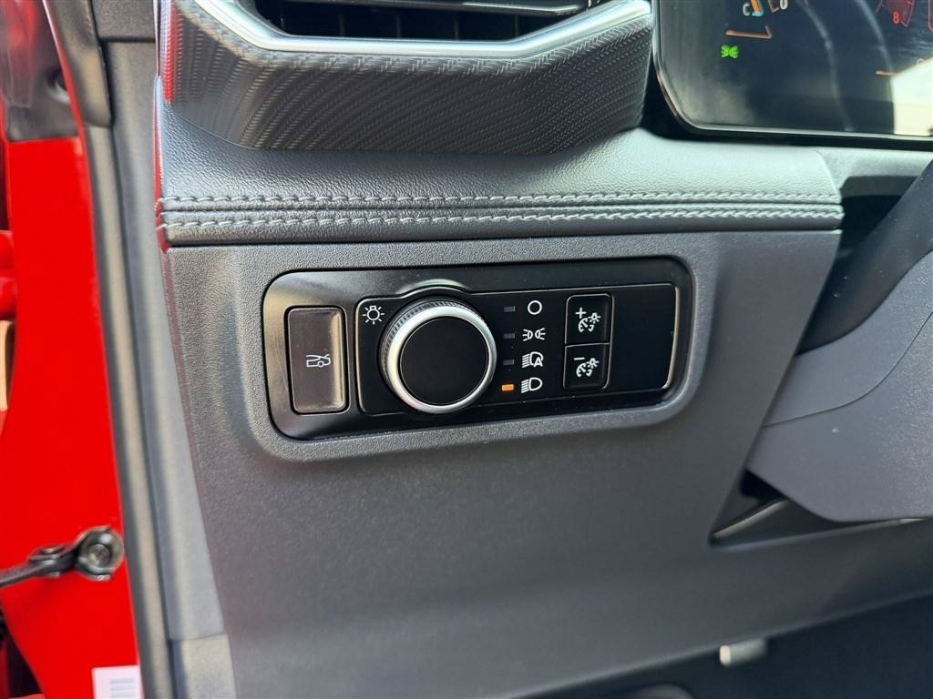 Used 2024 Ford Mustang Premium RWD image 27