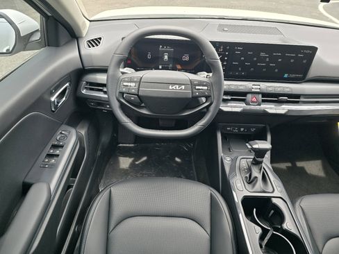 New 2026 Kia K4 EX FWD image 6