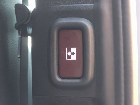 Used 2026 Mercedes-Benz Sprinter 2500 image 32