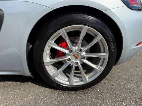 Used 2017 Porsche 718 Boxster S RWD image 7