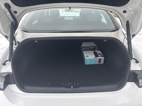 Used 2023 Hyundai Ioniq 6 SE image 7