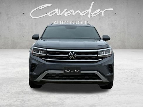 Used 2022 Volkswagen Atlas Cross Sport SE image 18