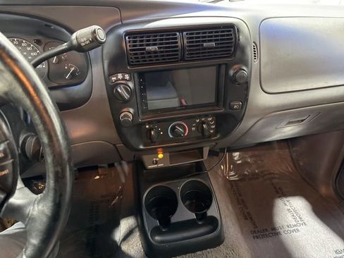 Used 2001 Ford Ranger XLT image 17