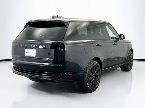New 2026 Land Rover Range Rover SE image 5