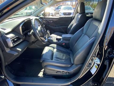 Certified 2025 Subaru Outback Limited AWD/4WD image 31