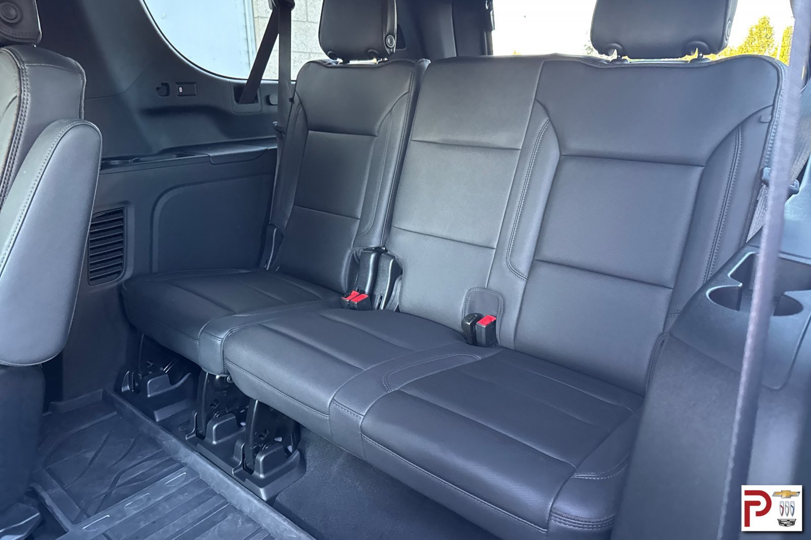 Used 2023 Chevrolet Suburban High Country AWD/4WD image 19