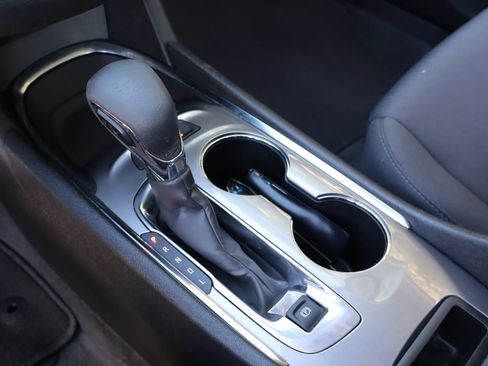 Certified 2024 Chevrolet Malibu LT image 28