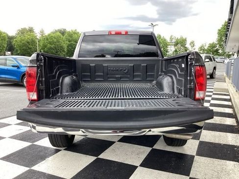 Used 2024 RAM 1500 Classic SLT AWD/4WD image 8