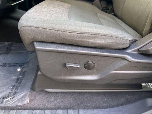 Used 2023 Ford F150 XLT RWD image 41
