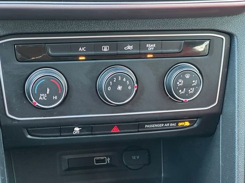 Used 2018 Volkswagen Atlas S image 16