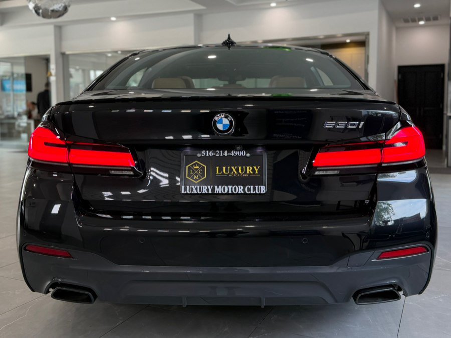Used 2023 BMW 530i w/ M Sport Package RWD image 6