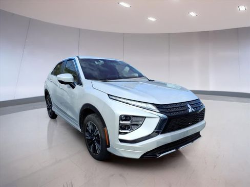 Used 2024 Mitsubishi Eclipse Cross SEL image 1