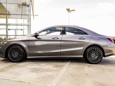 Used 2018 Mercedes-Benz CLA 250 w/ Premium Package image 9