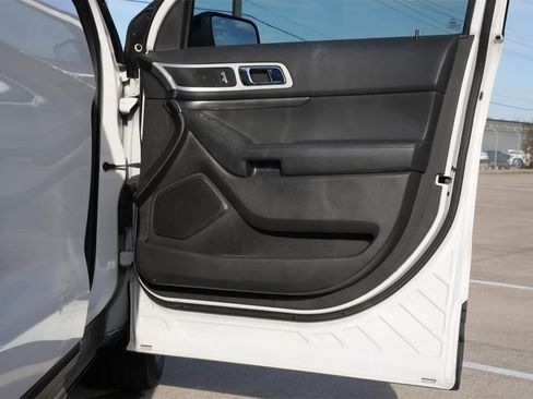Used 2015 Ford Explorer Sport w/ Equipment Group 401A image 23
