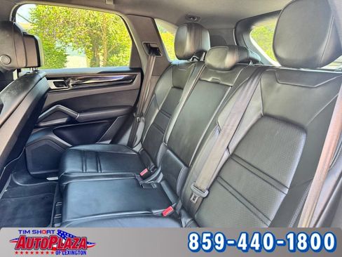 Used 2023 Porsche Cayenne w/ Premium Package AWD/4WD image 31