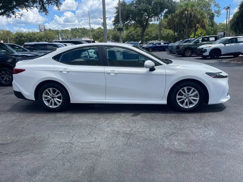 Used 2025 Toyota Camry LE FWD image 6