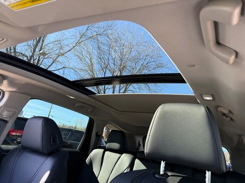 Used 2026 Acura MDX SH-AWD image 27