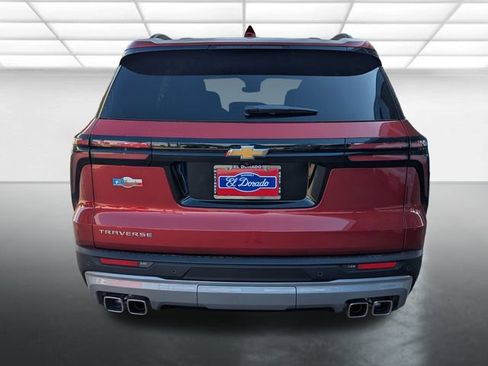 New 2025 Chevrolet Traverse LT w/ Enhanced Driving Package image 4