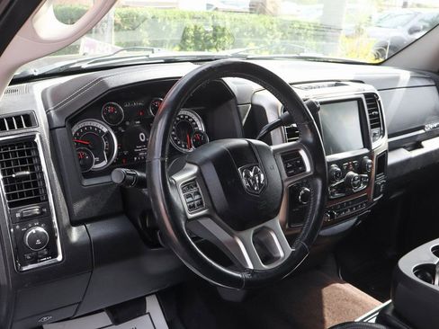 Used 2013 RAM 1500 Laramie w/ Convenience Group AWD/4WD image 18