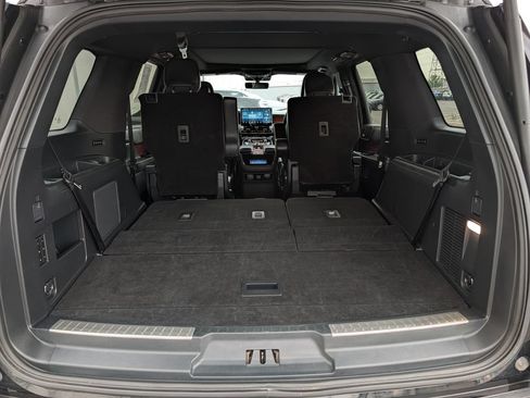 Used 2024 Lincoln Navigator Reserve AWD/4WD image 7