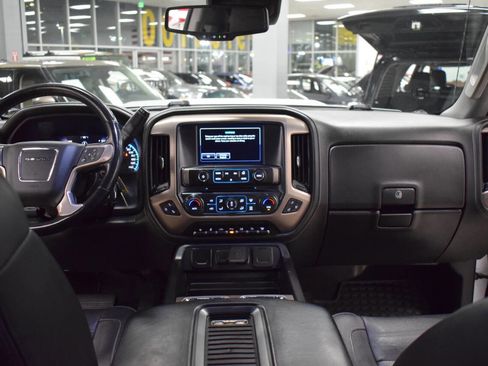 Used 2019 GMC Sierra 2500 Denali w/ Duramax Plus Package image 38