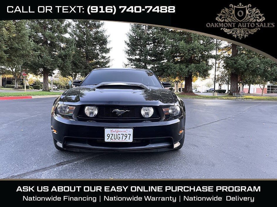 Used 2011 Ford Mustang GT Premium w/ GT Coupe Accessory Pkg 4 RWD image 2