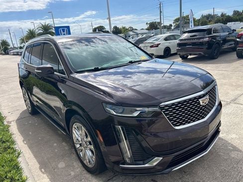 Used 2020 Cadillac XT6 Premium Luxury image 3