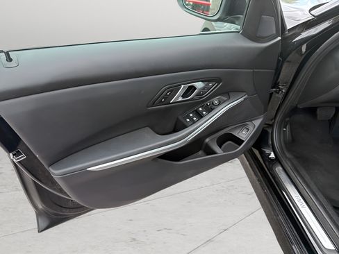 Used 2025 BMW 330i Sedan RWD image 14