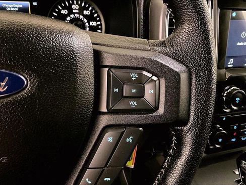 Used 2016 Ford F150 XLT w/ Equipment Group 302A Luxury image 18