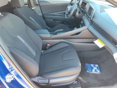 New 2026 Hyundai Elantra Sport FWD image 19