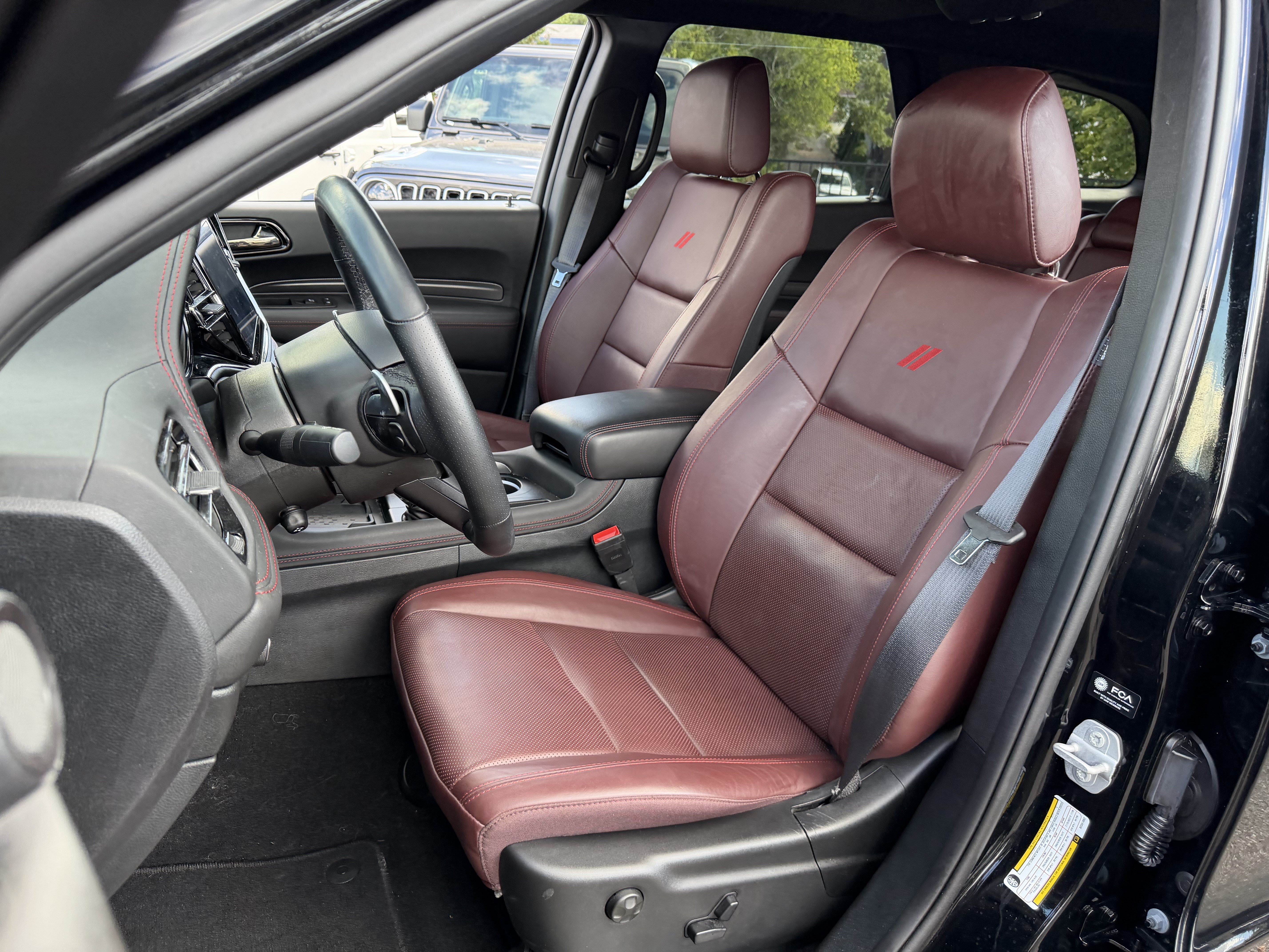 Used 2025 Dodge Durango GT AWD/4WD image 16
