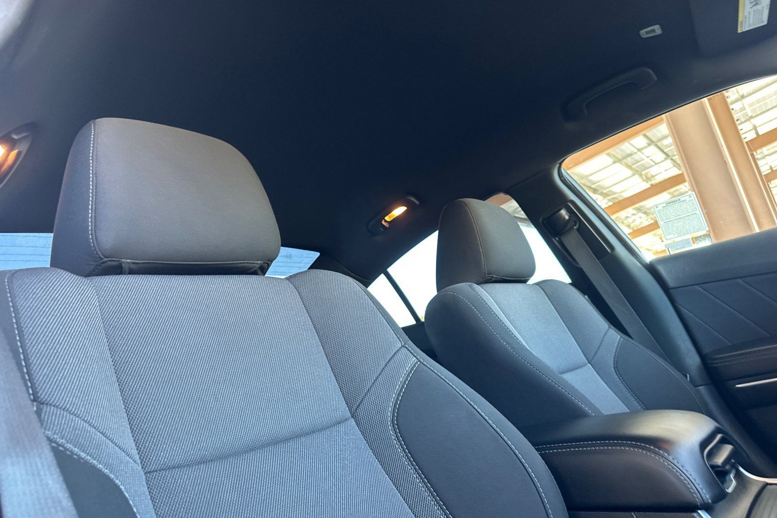 Used 2022 Dodge Charger SXT RWD image 25