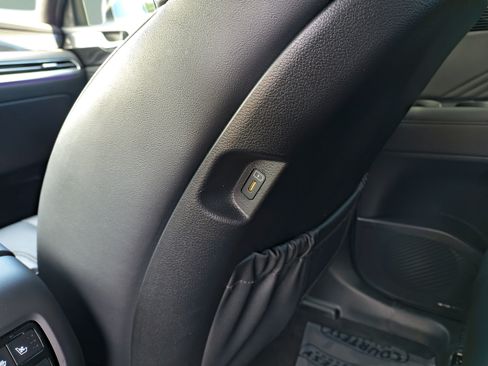 Used 2024 Hyundai Palisade Calligraphy FWD image 14
