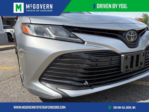 Used 2018 Toyota Camry LE FWD image 8