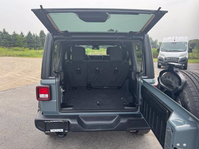 Certified 2024 Jeep Wrangler Unlimited Sport AWD/4WD image 17