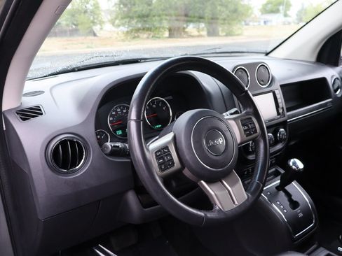 Used 2012 Jeep Compass Limited w/ Sun/Sound Group AWD/4WD image 15