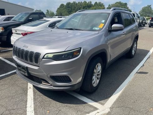 Used 2020 Jeep Cherokee Latitude AWD/4WD image 1