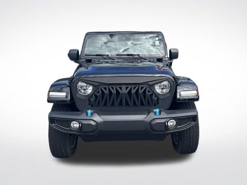 Used 2024 Jeep Wrangler Unlimited w/ Convenience Group AWD/4WD image 2