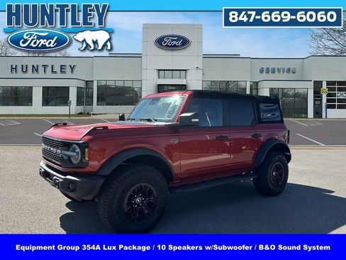 Used 2023 Ford Bronco Wildtrak image 1