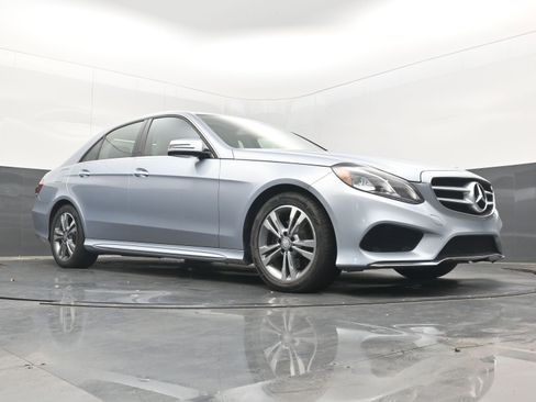 Used 2015 Mercedes-Benz E 350 Sedan image 27