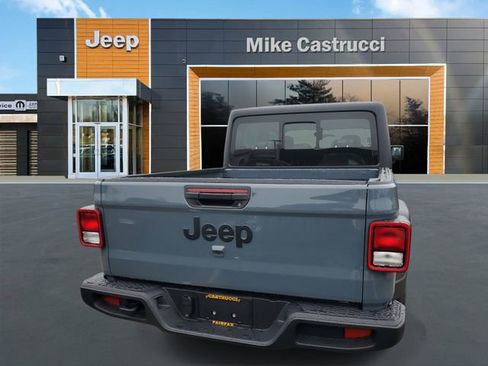 New 2026 Jeep Gladiator Sport image 4