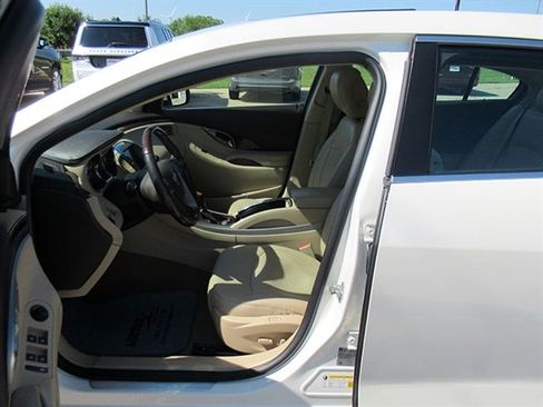 Used 2011 Buick LaCrosse CXS FWD image 12