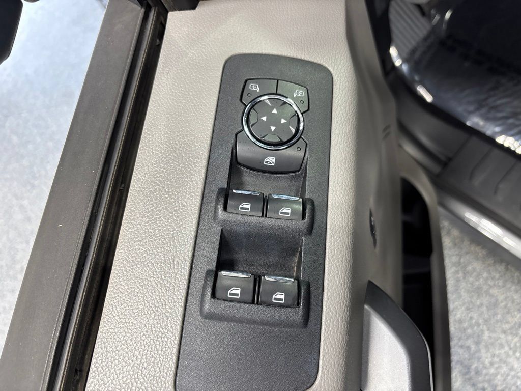 Used 2016 Ford F150 4x4 SuperCrew image 35