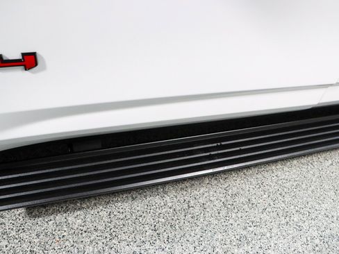 Used 2023 GMC Yukon XL AT4 w/ AT4 Premium Plus Package image 12