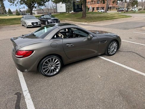 Used 2018 Mercedes-Benz SLC 300 image 45