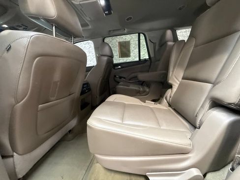 Used 2016 GMC Yukon SLT w/ Open Road Package AWD/4WD image 15