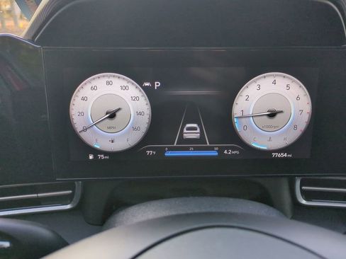 Used 2023 Hyundai Elantra Limited image 29