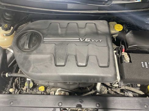 Used 2015 Chrysler 200 S w/ Navigation & Sound Group I image 9