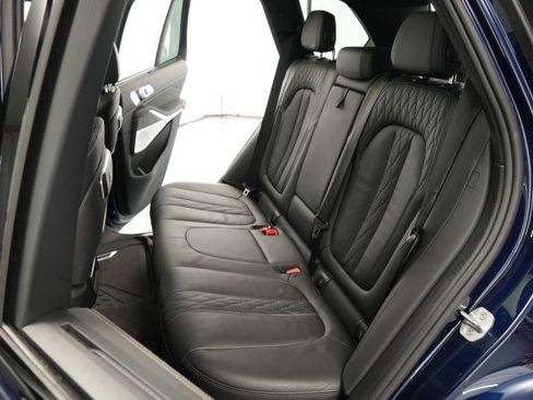 Used 2024 BMW X5 M60i AWD/4WD image 50