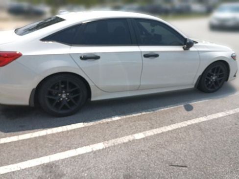 Used 2023 Honda Civic Sport image 5